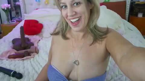 Vegas Dani online show from March 2026 01:49:02 AM