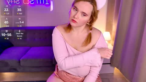 Snapshot of veil_vex chatting on October 2025 01:00:02 PM Cassie online show from October 2025 01:00:02 PM