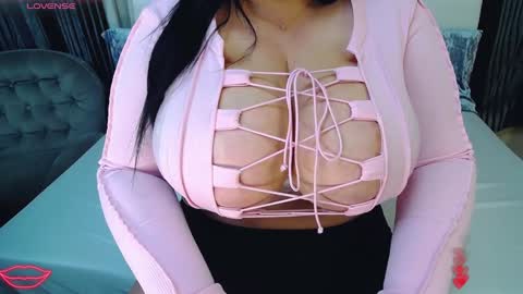 VeleryWOW online show from December 2024 05:22:02 PM