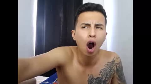 velk_hot1 online show from December 2024 06:35:02 PM