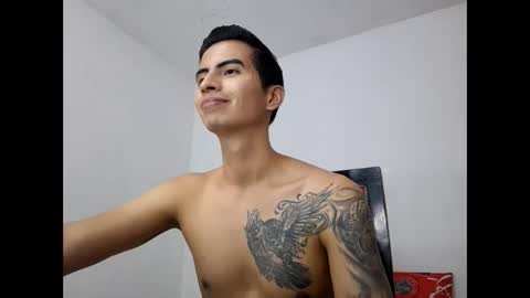 velk_hot1 online show from February 2025 11:02:02 PM