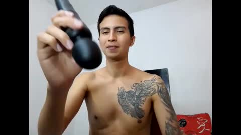 velk_hot1 online show from February 2025 04:24:01 PM