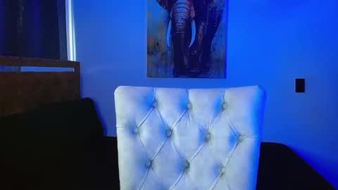 velk_hot1 online show from February 2026 01:15:01 PM