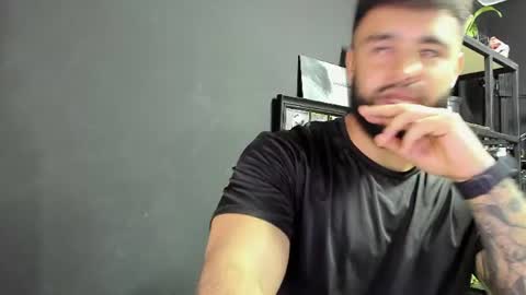 Snapshot of velkam_ chatting on July 2026 09:58:02 PM Velkam online show from July 2026 09:58:02 PM