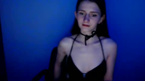 vellahott online show from May 2026 08:00:01 AM