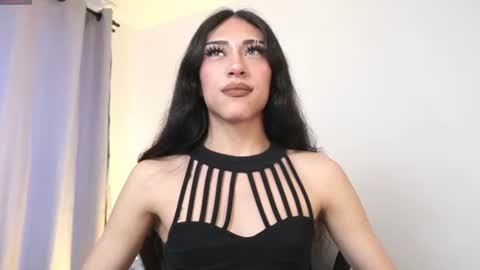 Snapshot of velvet_raze chatting on June 2026 01:53:02 PM Velvet online show from June 2026 01:53:02 PM