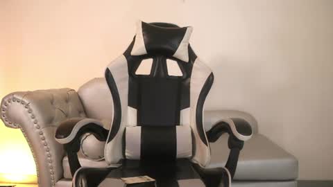 Snapshot of velvet_raze chatting on June 2026 12:36:02 PM Velvet online show from June 2026 12:36:02 PM