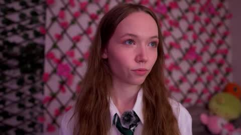 Polly online show from October 2025 01:08:02 AM