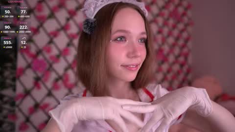 Polly online show from November 2025 06:09:02 PM