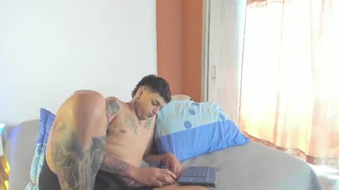 Snapshot of velvetandshadows chatting on July 2026 03:36:02 PM Velvet And Shadows online show from July 2026 03:36:02 PM