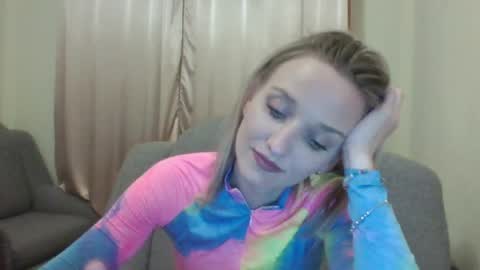 velvetintuition online show from May 2026 08:03:02 PM