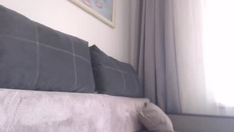 velvetmoon123 online show from March 2026 07:24:02 AM