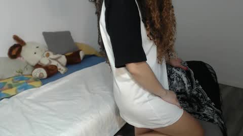 Snapshot of velvetwo chatting on October 2025 06:10:02 AM Adora19 Elian30 online show from October 2025 06:10:02 AM