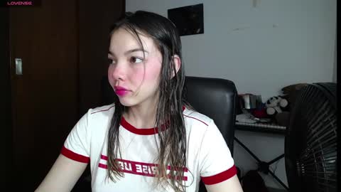 Venelope 3 online show from January 2025 02:11:02 AM