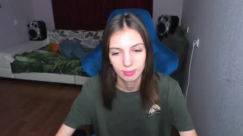 veneradi615 online show from January 2025 04:38:01 PM