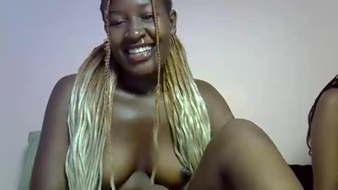 venom_kisses5050 online show from February 2026 05:00:02 AM