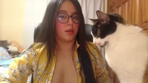 Snapshot of venus_cat_ chatting on June 2026 09:57:01 PM Venus online show from June 2026 09:57:01 PM