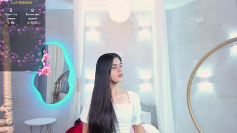 VENUS online show from February 2025 11:47:02 AM