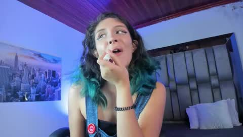 Snapshot of venus_in_earth chatting on February 2026 04:00:01 AM Venus online show from February 2026 04:00:01 AM