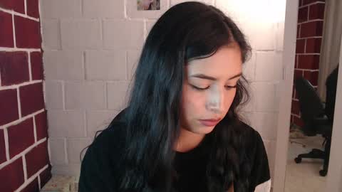 Snapshot of venus_megan chatting on February 2025 12:38:02 AM emily independent account  MY conextion 1100 GTM  to  17hr GTM online show from February 2025 12:38:02 AM