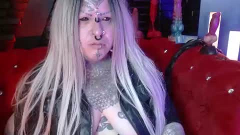 Snapshot of venus_rock chatting on July 2026 12:40:01 PM Venus Ink online show from July 2026 12:40:01 PM