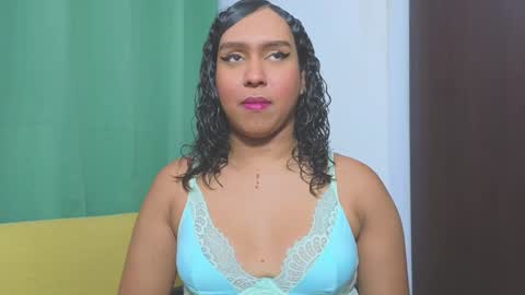 Luisa online show from December 2024 11:36:02 PM