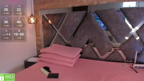 Snapshot of venus_velez chatting on June 2026 12:26:02 PM Venus online show from June 2026 12:26:02 PM