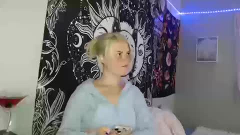 Miss Venus online show from October 2025 09:36:01 PM