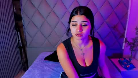 Venusowen  online show from October 2025 12:28:02 PM