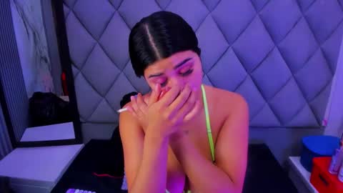 Venusowen  online show from February 2026 01:37:02 PM