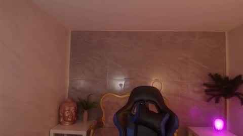 venuss online show from September 2025 03:23:02 PM