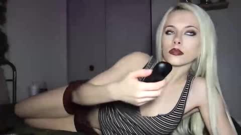 venustheflytrap online show from March 2026 01:09:01 AM