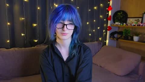 Erica online show from April 2026 08:43:02 PM