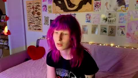 Snapshot of veolatownson chatting on April 2026 08:18:01 PM Erica online show from April 2026 08:18:01 PM