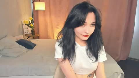 Keely online show from June 2026 10:39:02 AM