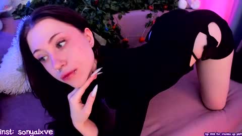 Sonya online show from February 2025 06:33:01 AM