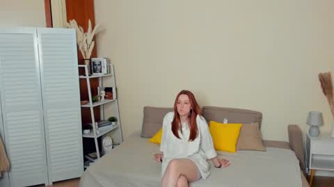 Delora online show from May 2026 07:56:02 PM