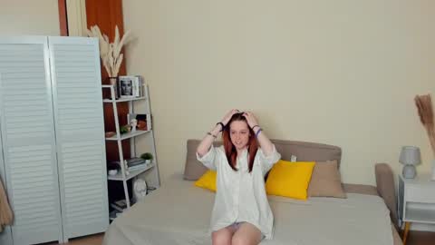 Delora online show from May 2026 08:07:02 PM