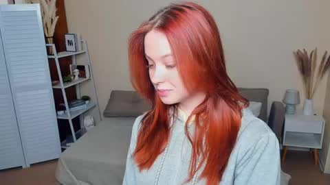 Delora online show from May 2026 10:19:01 PM