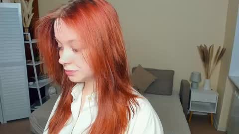 Delora online show from May 2026 09:38:01 PM