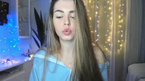 Lolitalolz online show from December 2024 08:25:02 PM