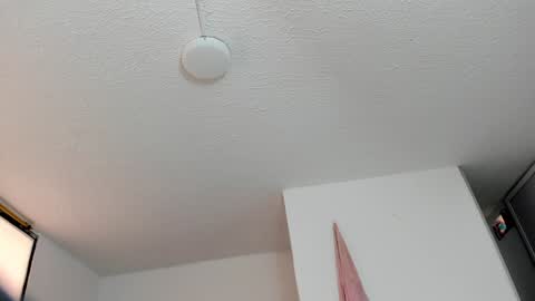 Snapshot of veronica_meller chatting on February 2025 12:16:01 PM Veronica online show from February 2025 12:16:01 PM