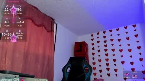 Snapshot of veronica_meller chatting on February 2025 12:14:02 PM Veronica online show from February 2025 12:14:02 PM