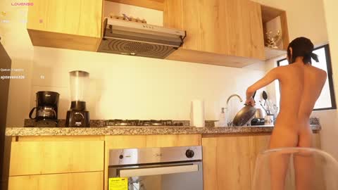 Veronica online show from December 2024 10:06:02 PM