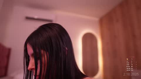 Veronica online show from October 2025 01:02:02 AM