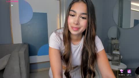 Snapshot of veronicablue1 chatting on June 2026 10:15:01 AM Vero online show from June 2026 10:15:01 AM