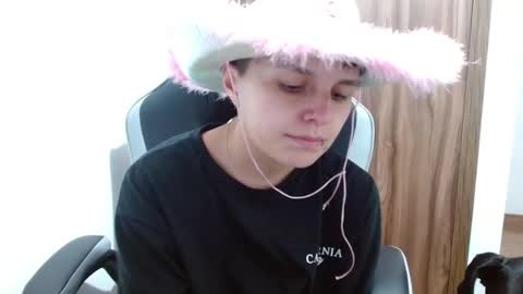 Snapshot of veronicaelite16 chatting on December 2024 02:52:01 AM Veronica Clark online show from December 2024 02:52:01 AM