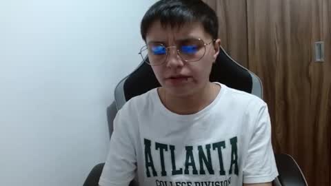 Snapshot of veronicaelite16 chatting on December 2024 04:01:02 AM Veronica Clark online show from December 2024 04:01:02 AM