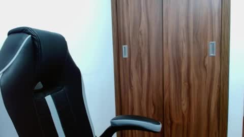 Snapshot of veronicaelite16 chatting on December 2024 11:28:02 PM Veronica Clark online show from December 2024 11:28:02 PM