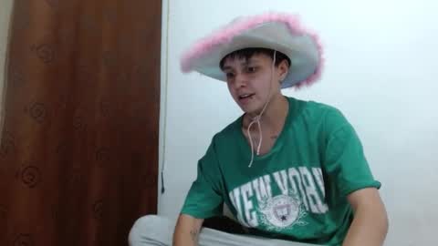 Snapshot of veronicaelite16 chatting on January 2025 03:23:01 AM Veronica Clark online show from January 2025 03:23:01 AM